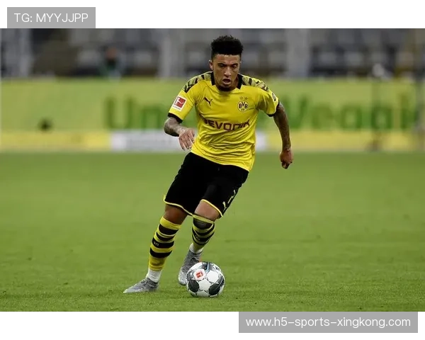 多特桑乔变速突破后送出贴地斩，精彩瞬间再现足球魅力